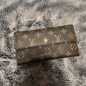 Louis Vuitton Wallet!